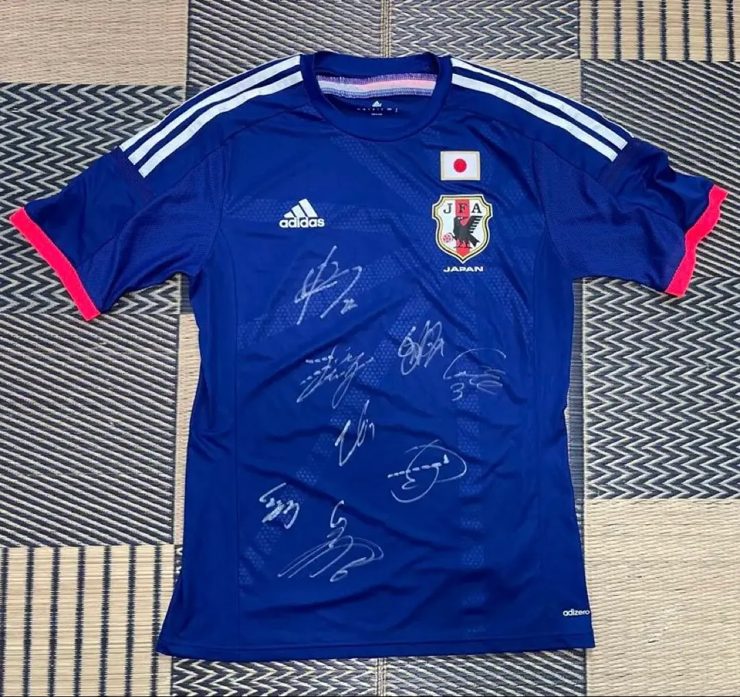 2026年最新】サイン 浅野 拓磨の人気アイテム - メルカリ