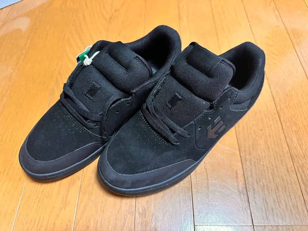 2026年最新】エトニーズ スケシューの人気アイテム - メルカリ