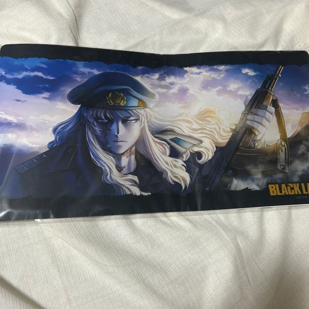 2026年最新】ブラックラグーン プレイマットの人気アイテム - メルカリ