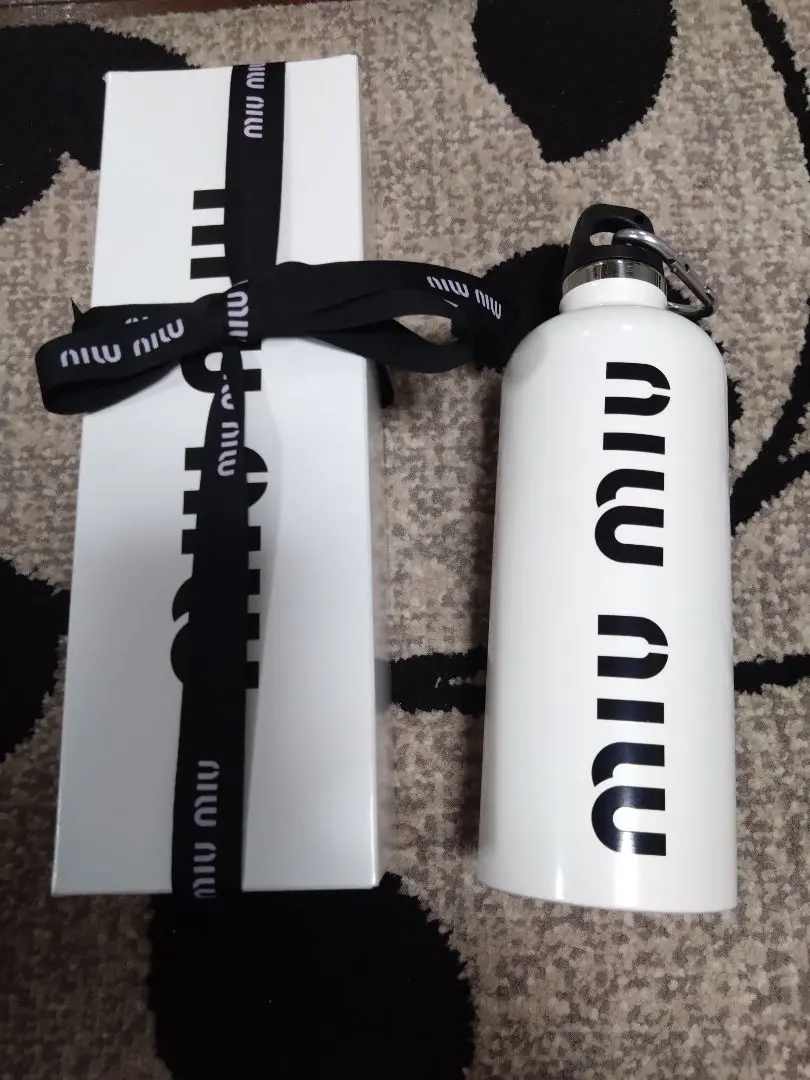 2026年最新】miumiuタンブラーの人気アイテム - メルカリ