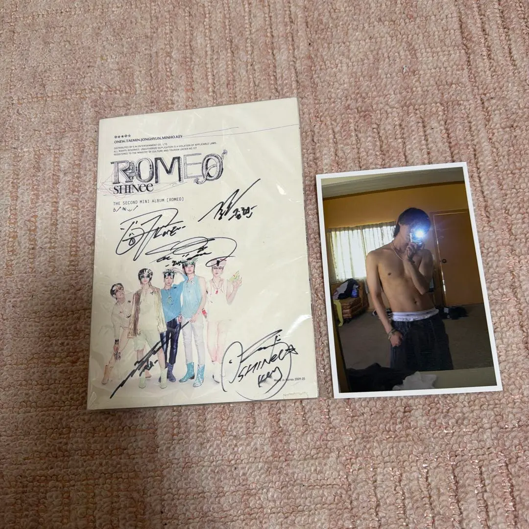 2026年最新】SHINEe ジョンヒョン 直筆サインの人気アイテム - メルカリ