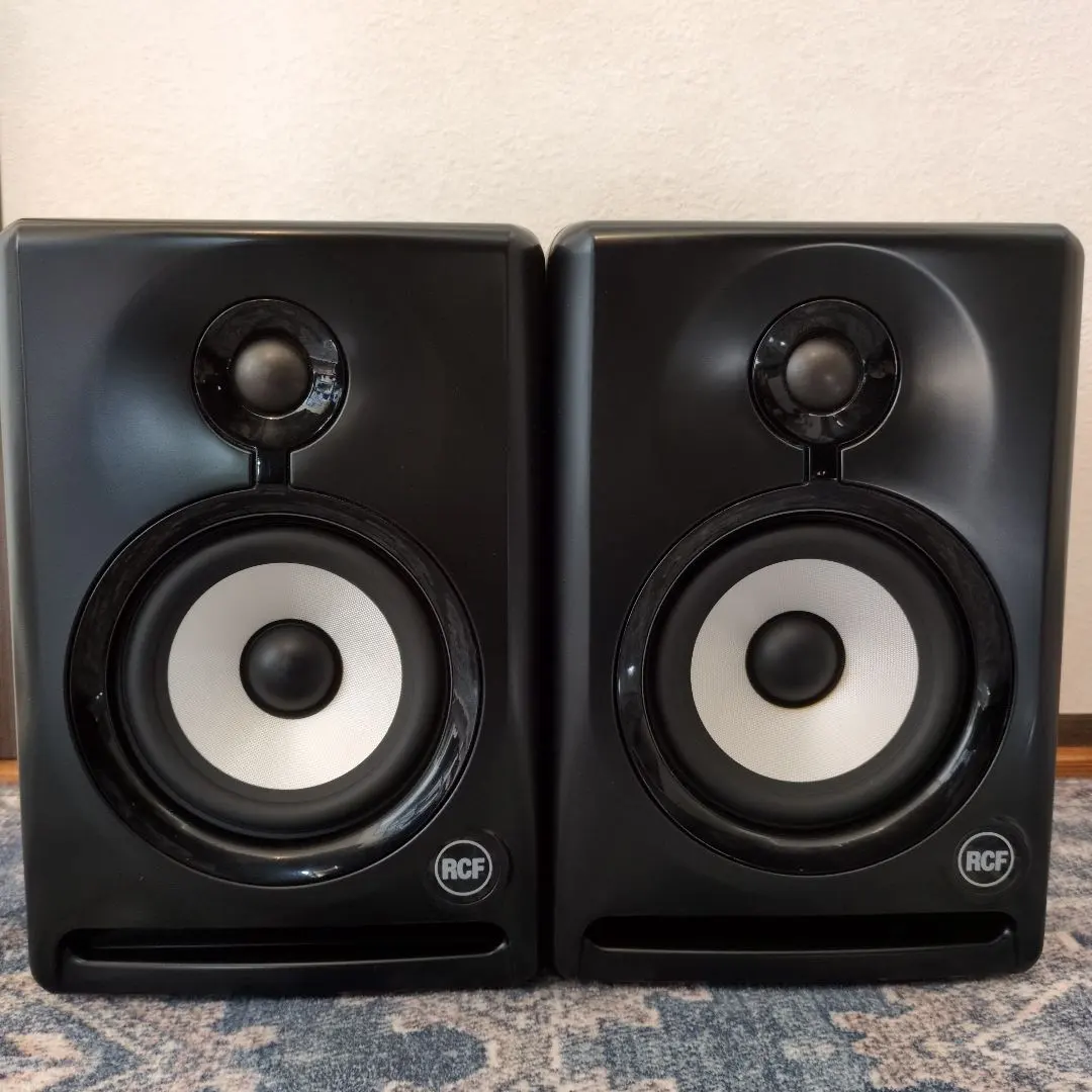 2026年最新】rcf スピーカーの人気アイテム - メルカリ