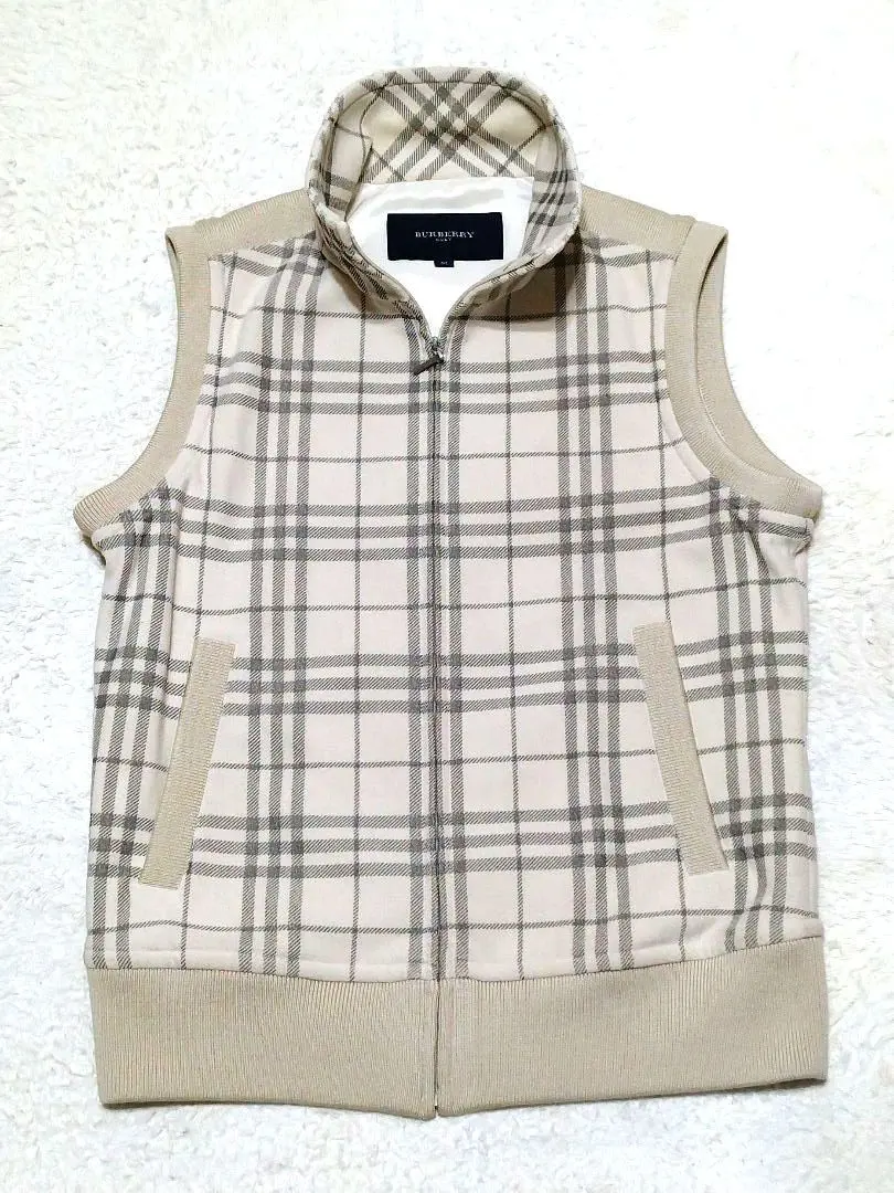 2026年最新】BURBERRY GOLF ベストの人気アイテム - メルカリ