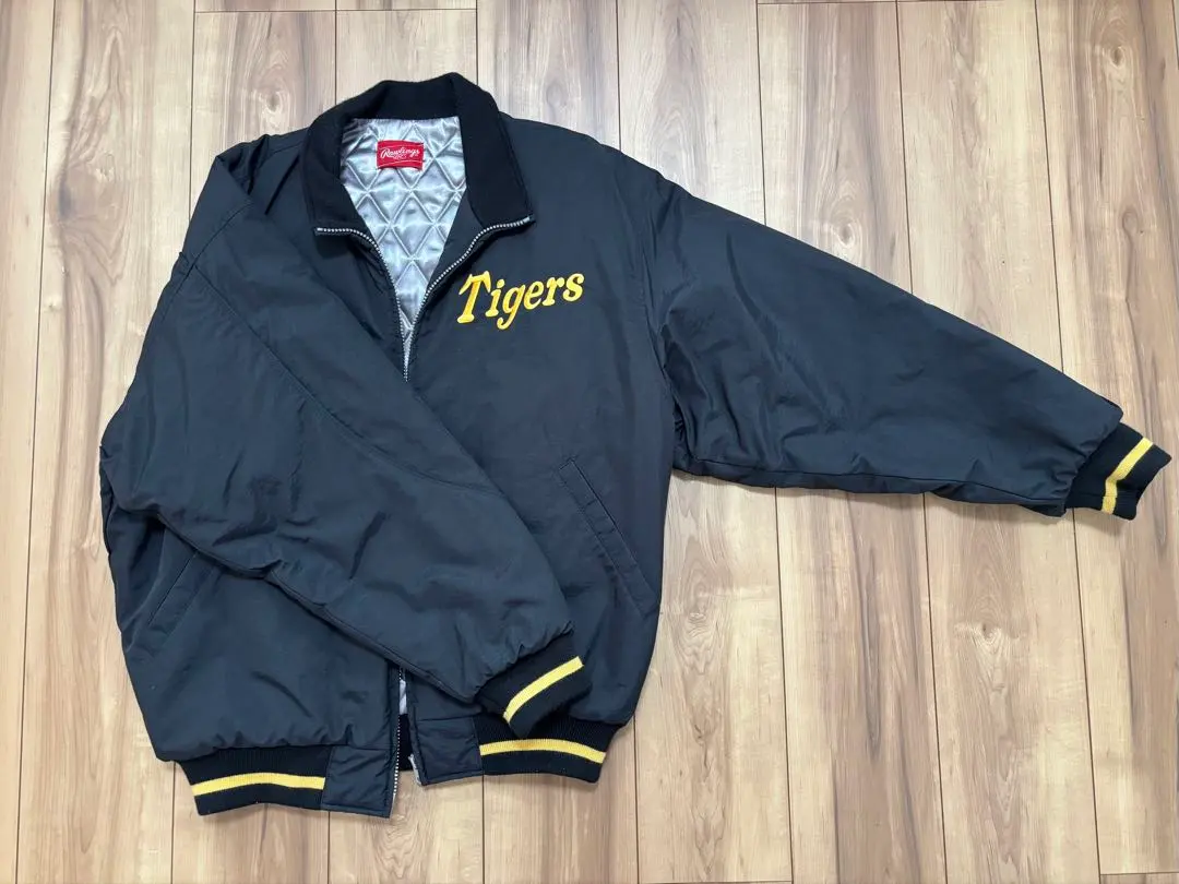 2026年最新】タイガース スタジャン アシックスの人気アイテム - メルカリ