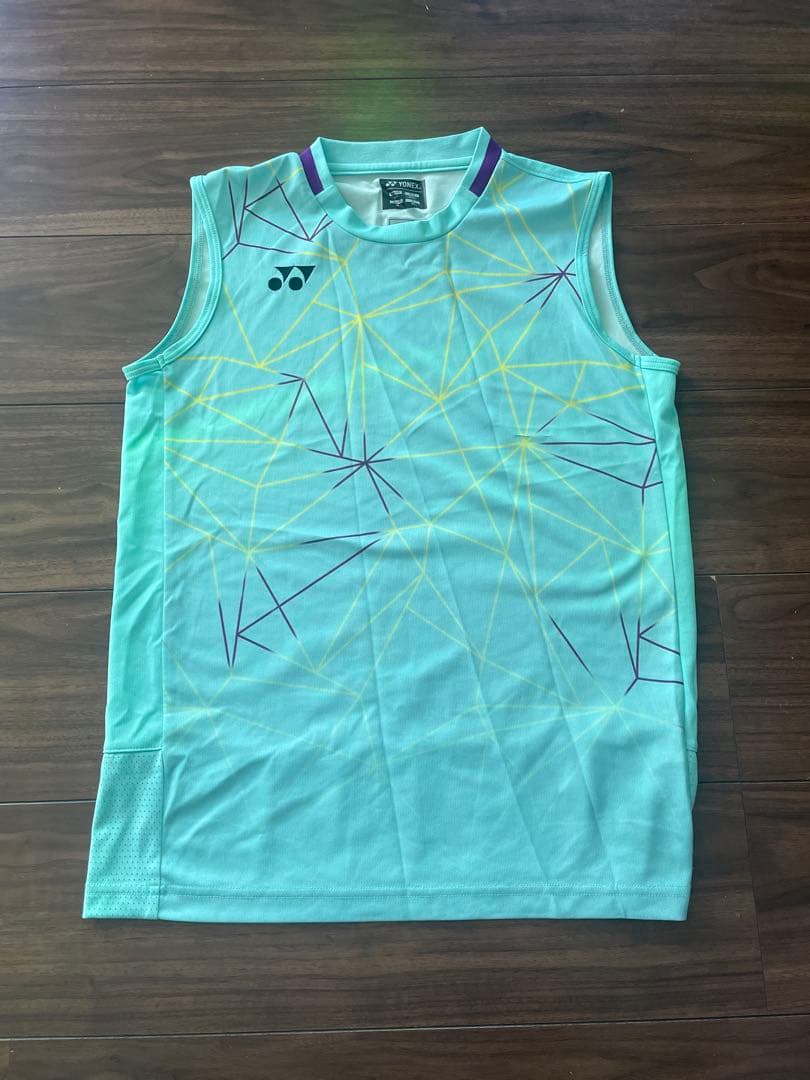 YONEX バドミントンウェア ユニフォーム　メンズ　ノースリーブ　SS YONEX（ヨネックス） バドミントン ゲームシャツ(ノースリーブ) 10658