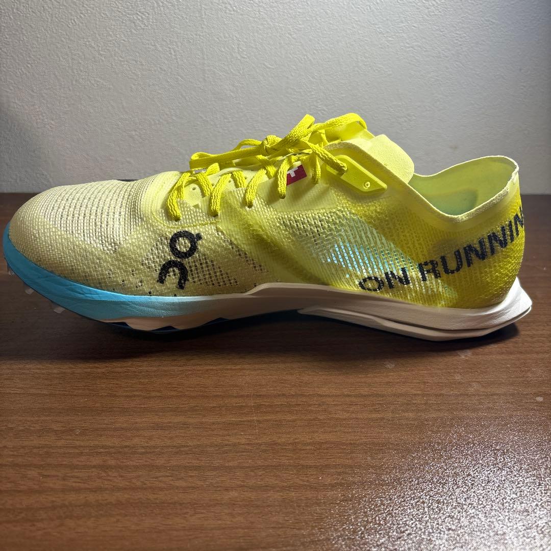 On クラウドスパイク Citius 2 25.5cm