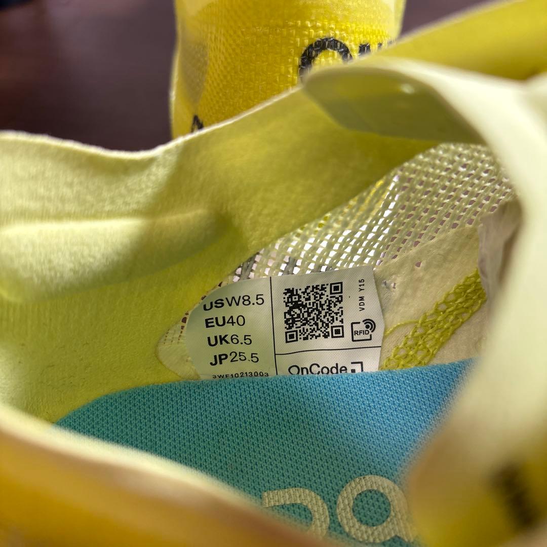 On クラウドスパイク Citius 2 25.5cm