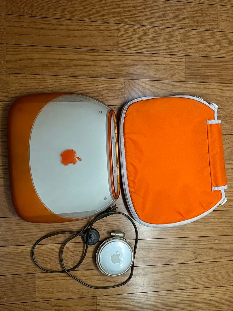 ジャンク品　ibook クラムシェル　タンジェリン　G3 M2453 レア iBook G3 初代 タンジェリン M2453 Apple MacBook PC クラム