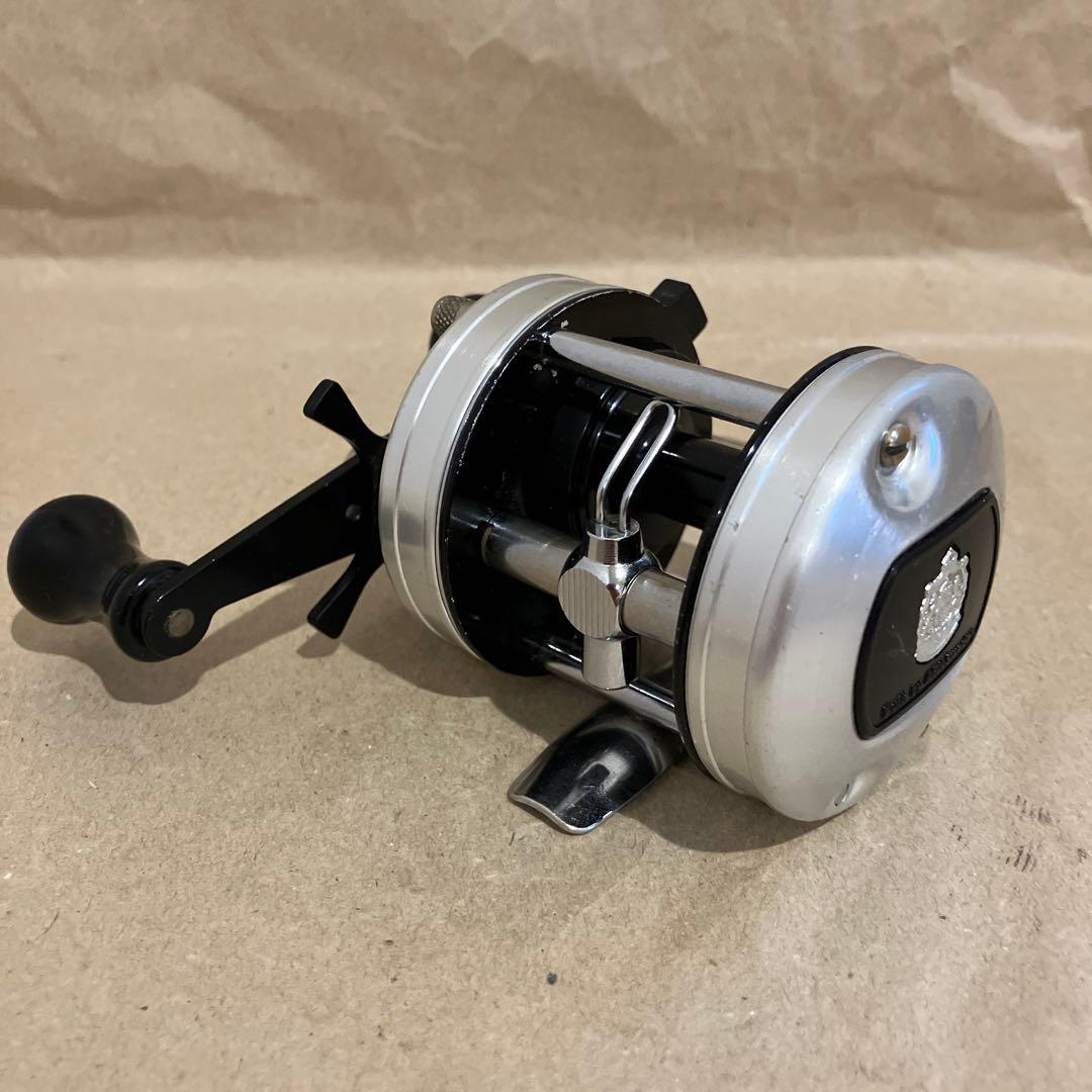 お*き様 83年製ABUアンバサダー3500C Abu Garcia（アブガルシア） ABU Ambassadeur 3500Cアブ アンバサダー