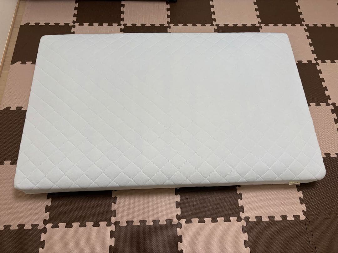 IKEA　ベビー〜子ども　伸長式 マットレス　シングル IKEAの伸長式ベッドを購入、ベビーベッド卒業！ - コンテの引き出し