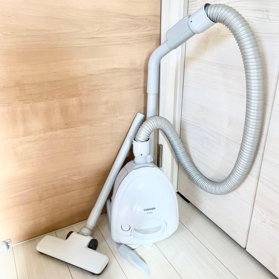 美品】VC-B50K(W) 東芝 紙パック式掃除機 人気モデル - メルカリ