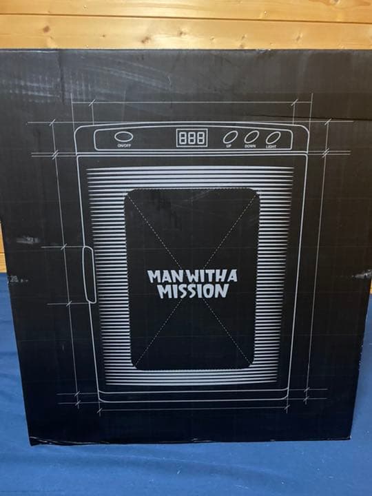 MAN WITH A MISSION冷蔵庫 - メルカリ