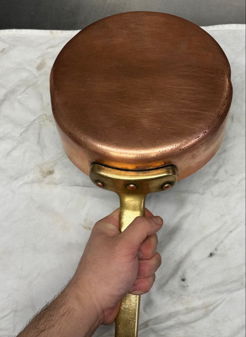 銅製 片手鍋 約21cm 2.4kg以上 純度が高い 金属価格上昇中です 楽天市場】なべ【中村銅器製作所/東京都】銅 片手鍋 21cm (鍋/片手鍋