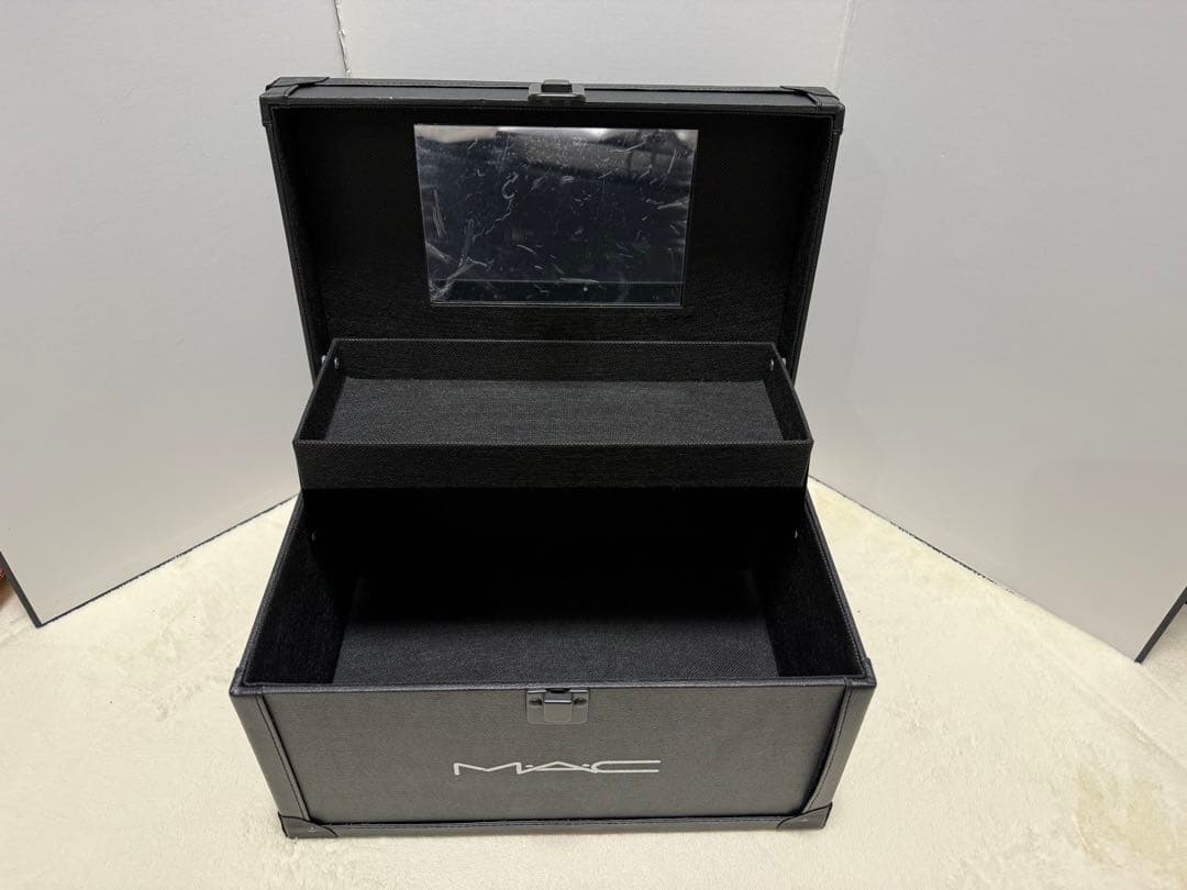 新品未使用】MACメイクBOX ノベルティ - メルカリ