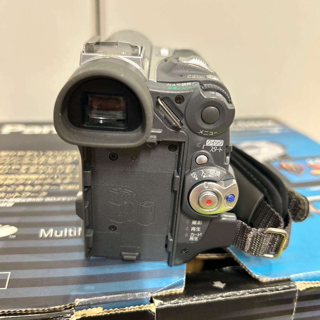 《再生・録画可動品・付属品多数》パナソニックビデオカメラ　NV-GS5K