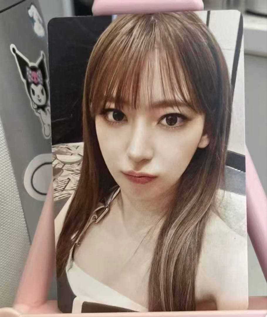 ルセラフィム サクラ HOT Hello82 アメリカ US 限定特典 トレカ - メルカリ