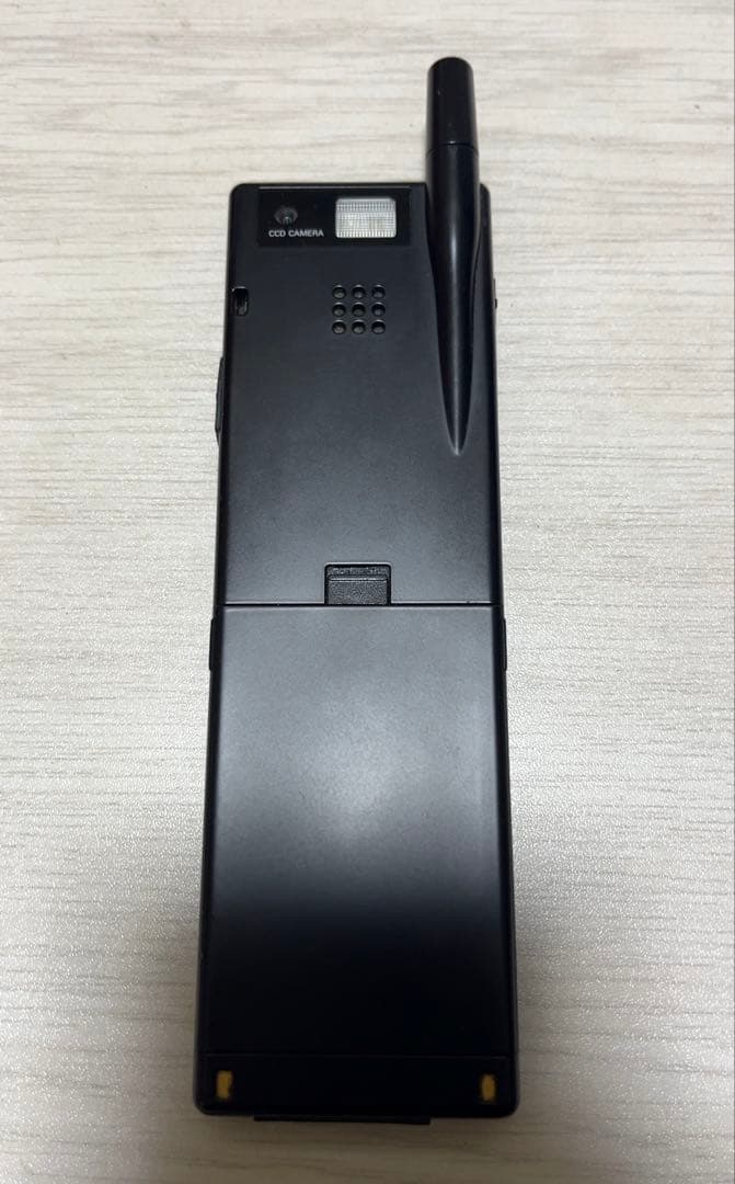 動作確認済】au 初代 INFOBAR ICHIMATSU - メルカリ