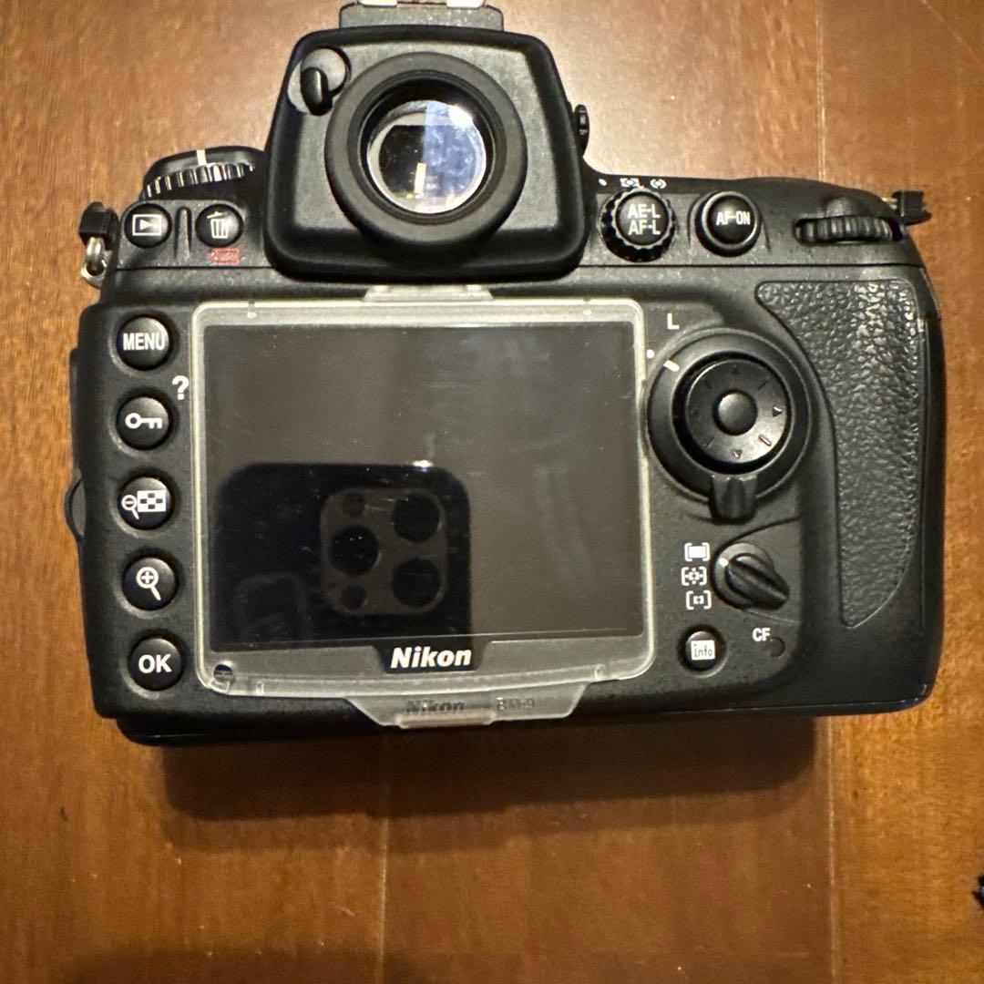 Nikon D700』 非常に良い状態 キズや汚れは無し 動作確認済み - メルカリ