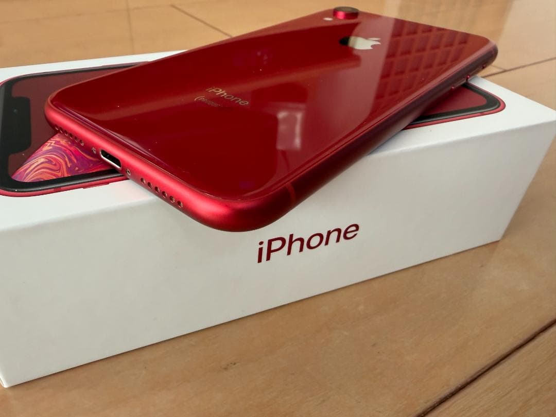 iPhone XR 64GB Product RED 美品 バッテリ94% - メルカリ