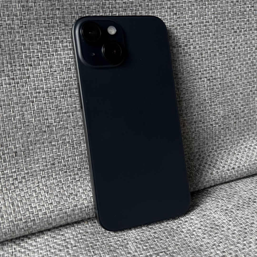 Apple iPhone 15 ブラック 128GB 中古美品 - メルカリ