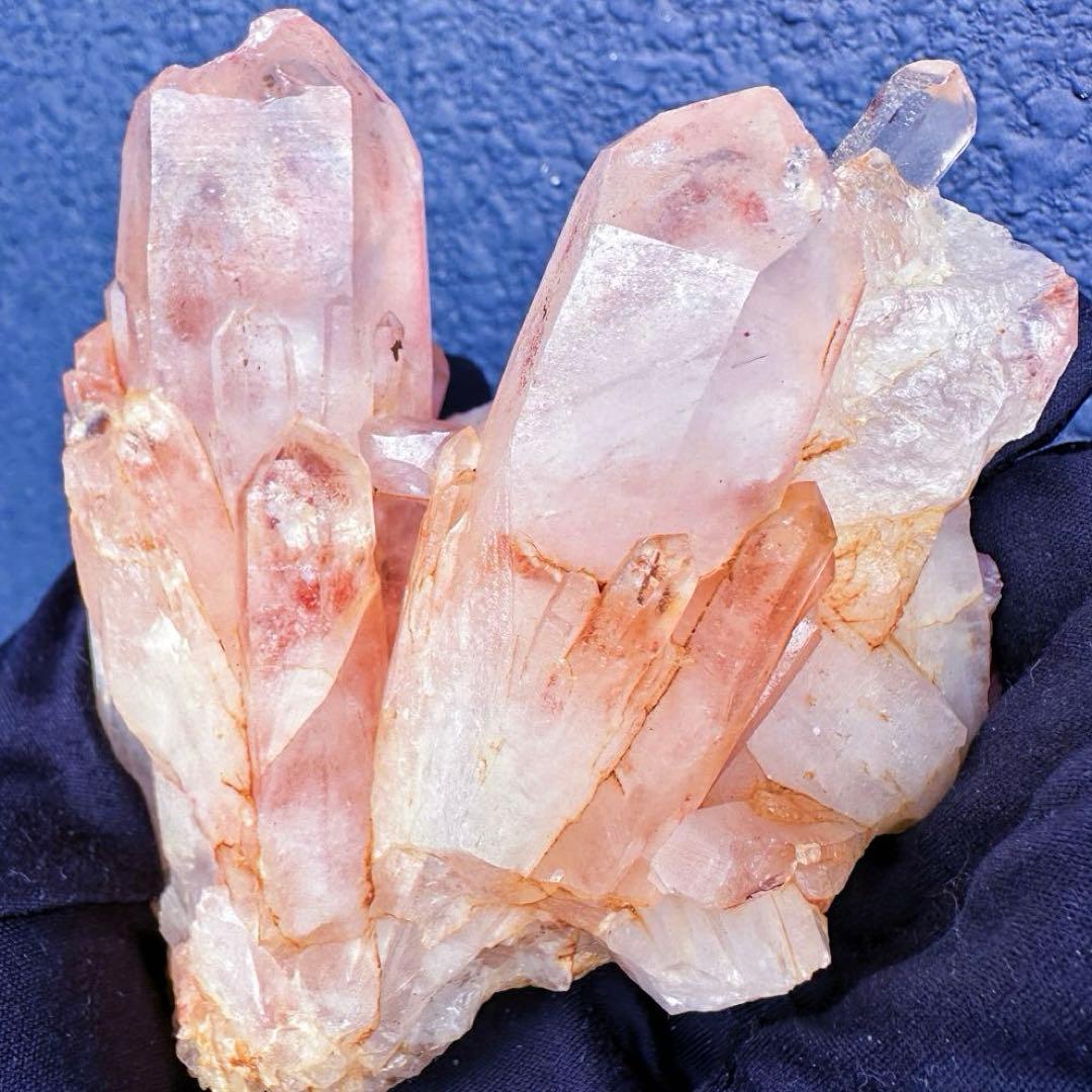 爆アレ❗️可愛いピンク♡超綺麗マダガスカル産パイナップルピンククラスターA1427