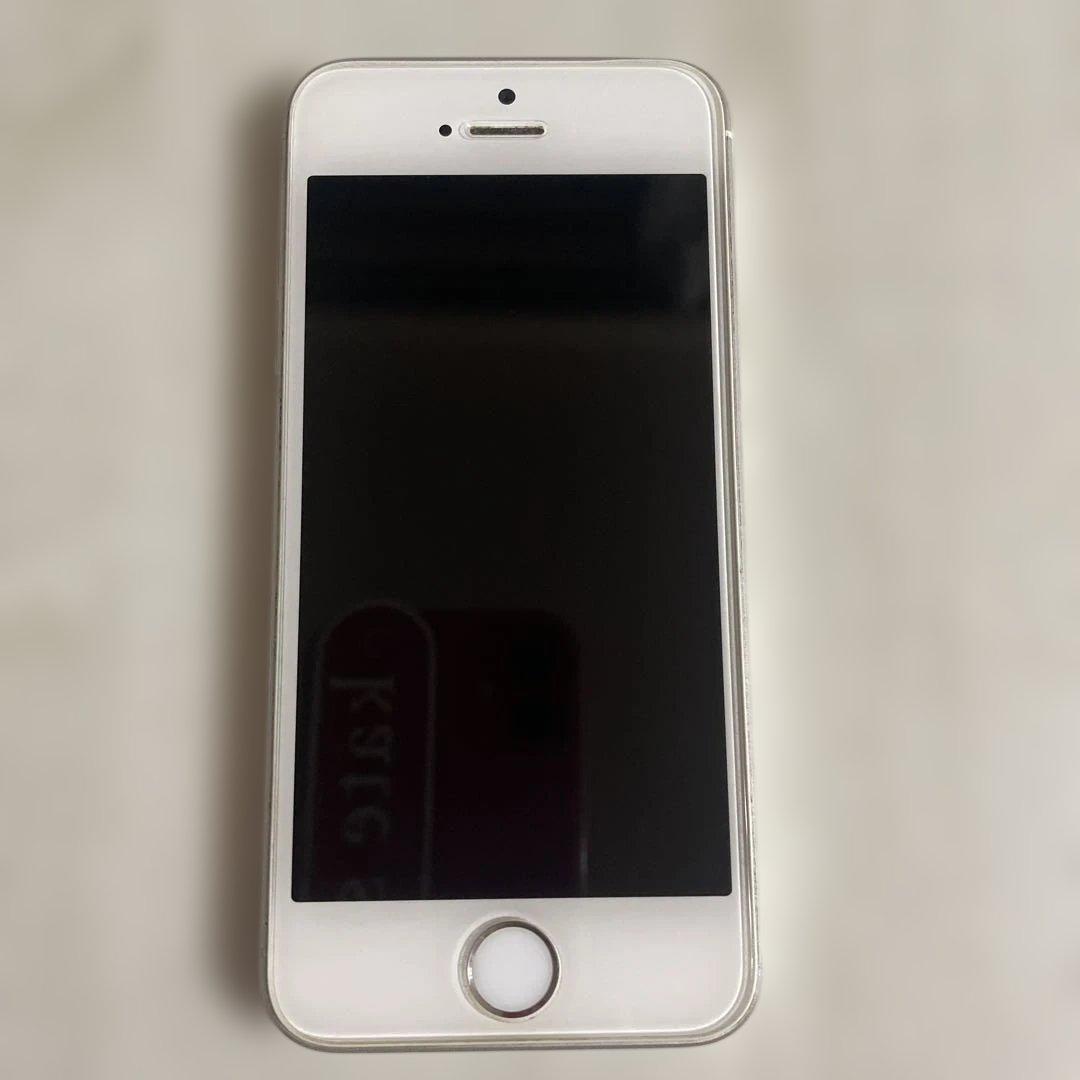 美品 Apple iPhone SE シルバー 本体 - メルカリ