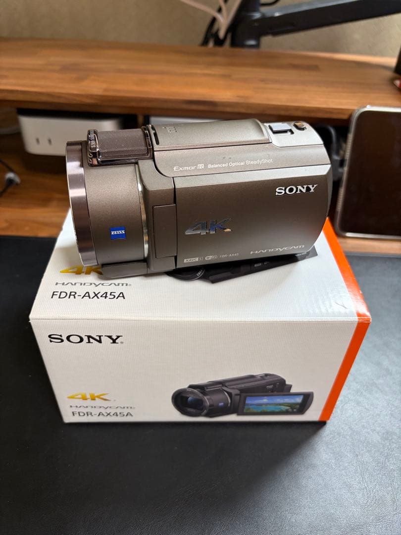 【美品】Sony 4K ハンディカム FDR-AX45A ブロンズブラウン SONY（ソニー） ハンディカム FDR-AX45A ブロンズブラウン 4K