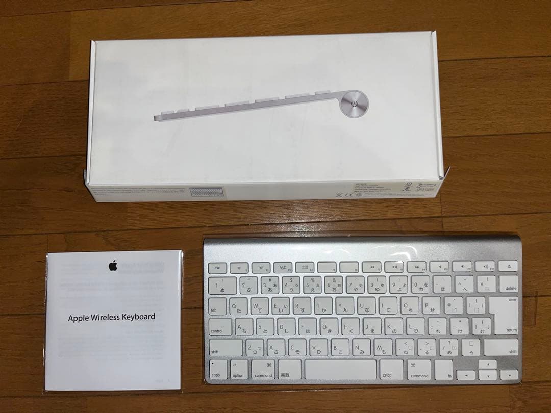 Mac mini (Late 2014) +ワイヤレスキーボード+トラックパッド