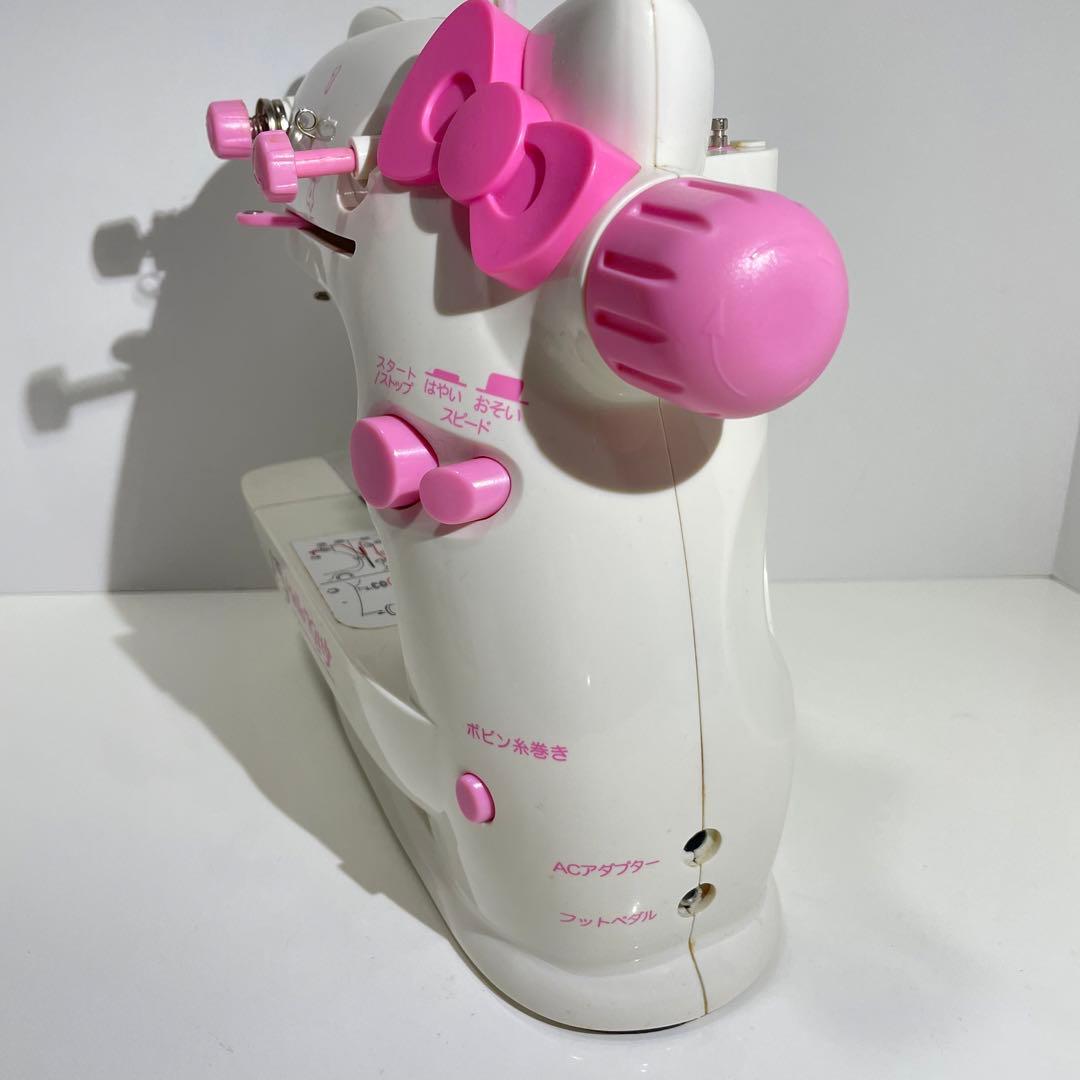 ハローキティ キティちゃん お手軽ミシン キティ型 電動ミシン 当時物