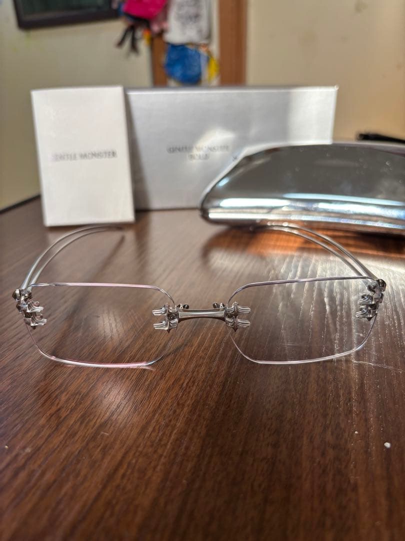 メガネ・老眼鏡 GENTLE MONSTER BOLD tetra 02 Tetra 02 | Gentle Monster KR 公式オンラインストア