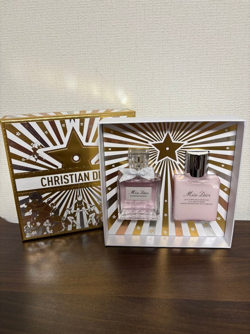 ミスディオールブルーミングブーケセット【2025クリスマスコフレ