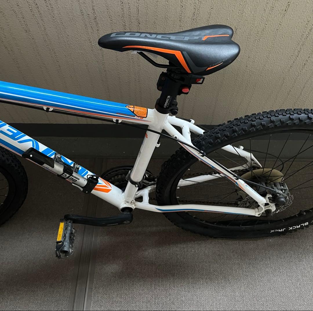 UNIVEGA マウンテンバイクExplorer 2.0 S44 MTB - メルカリ