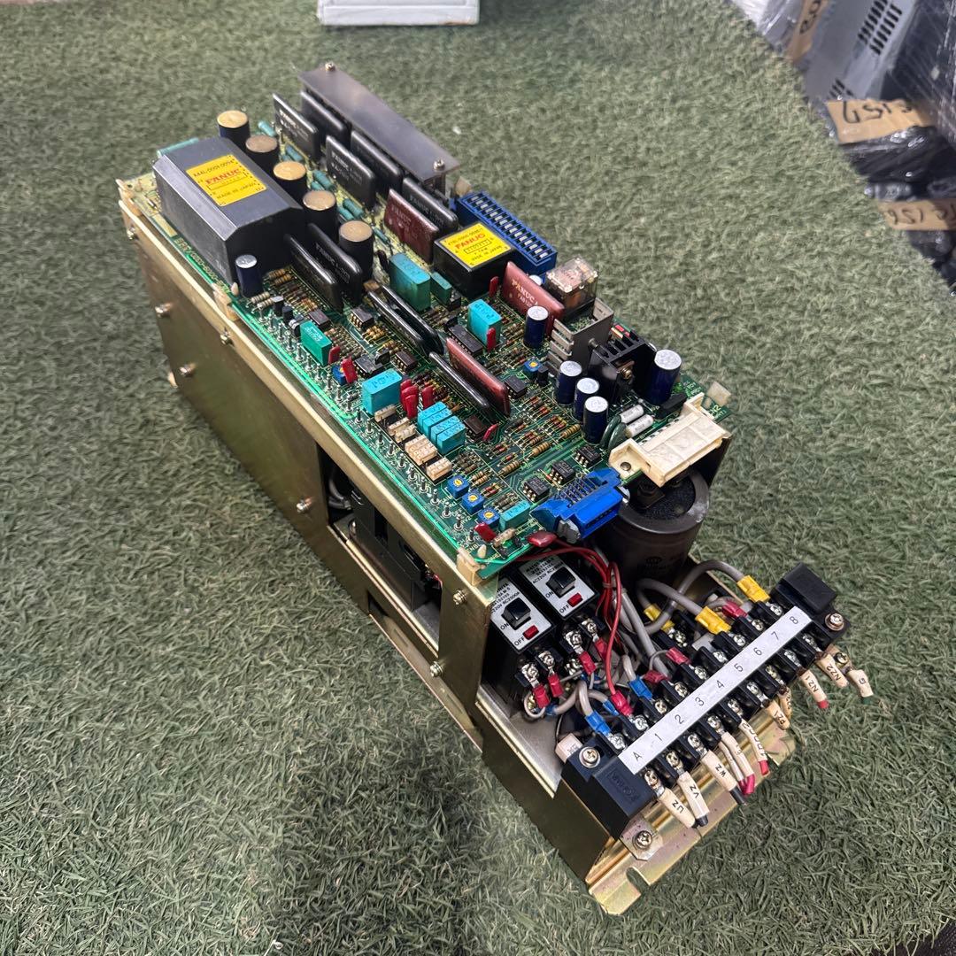 FANUC ファナック サーボアンプ A06B-6047-H003 FANUC ファナック サーボアンプ A06B-6047-H041 動作保証 - メルカリ
