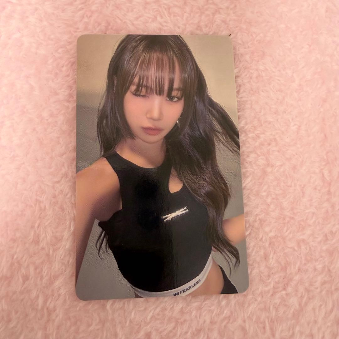 LE SSERAFIM EASY weverseラキドロ チェウォン - メルカリ