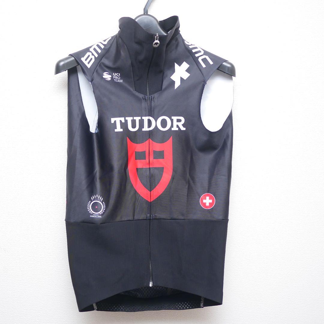 選手支給品 チューダープロサイクリング Tudor アソス ジレ S11 プロ