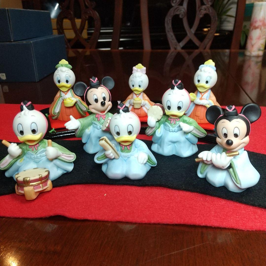 ディズニー 陶器製お雛様 三人官女3五人囃子5 - メルカリ