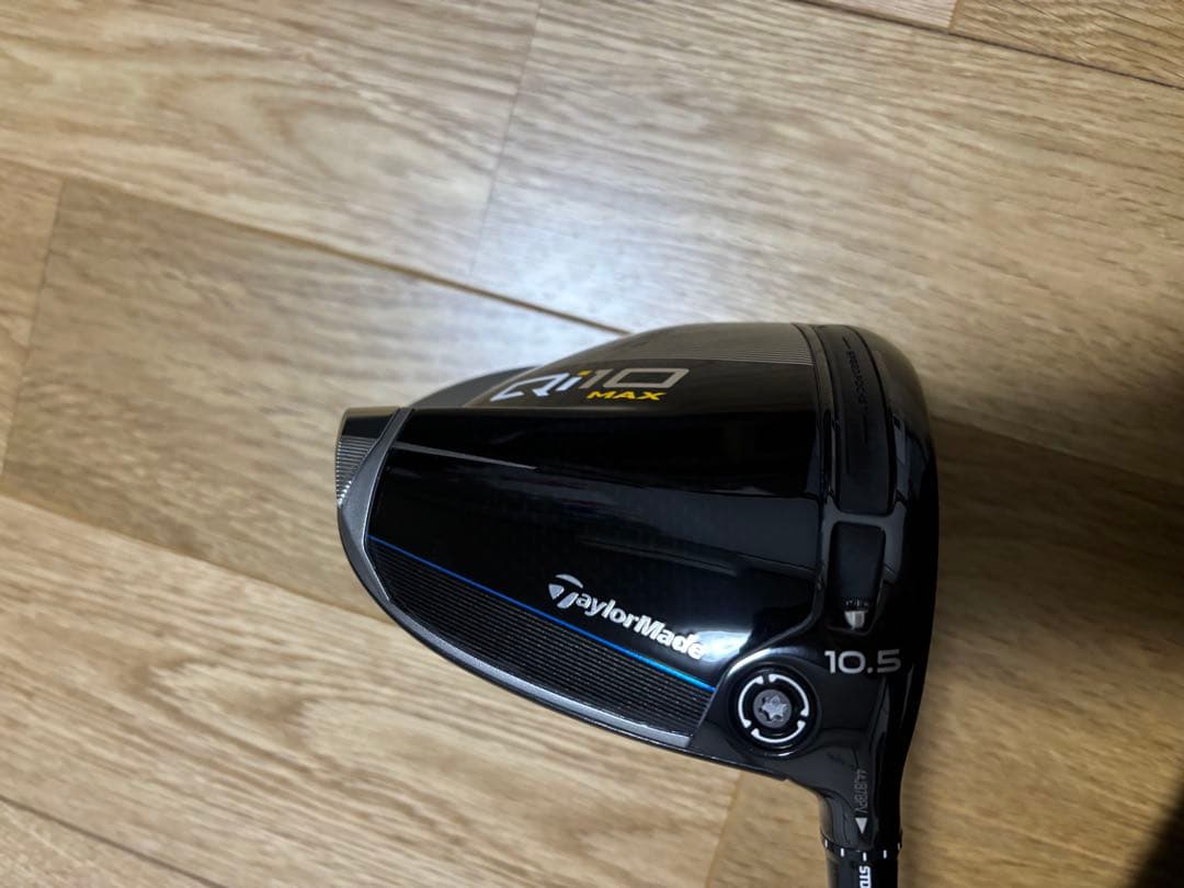 ⭐︎ヘッドカバー付き　TaylorMade Qi10 MAXドライバー　10.5R