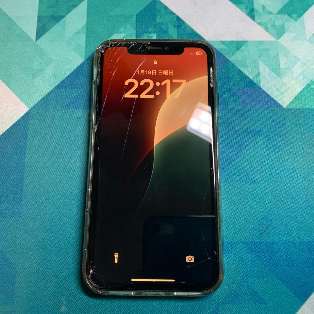 Apple iPhone11 64GB ブラック SIMフリー　画面割他ジャンク Apple iPhone11 64GB ブラック SIMフリー 画面割他ジャンク 47279