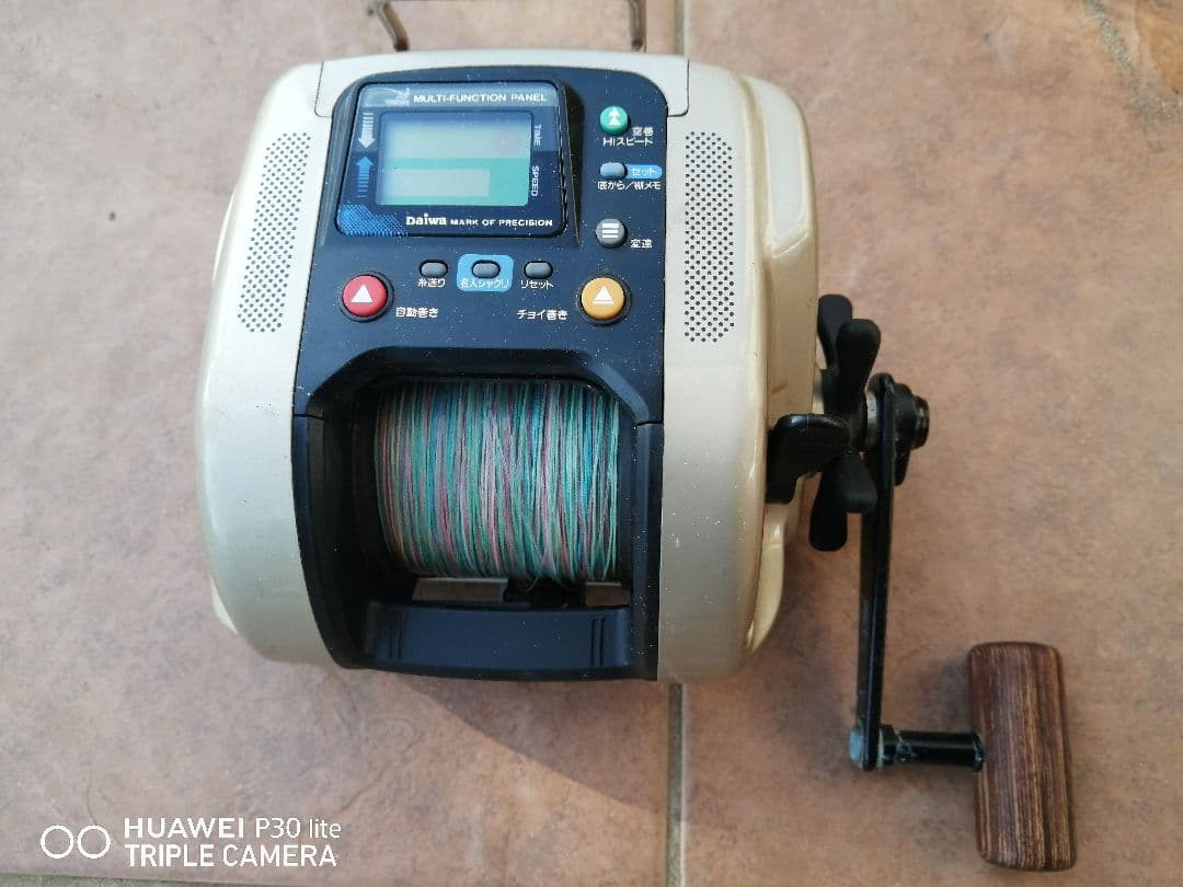 電動リール ダイワ タナコム SS 60イカ釣り名人 Yahoo!オークション -「ダイワ イカ名人」(電動) (船用)の落札相場