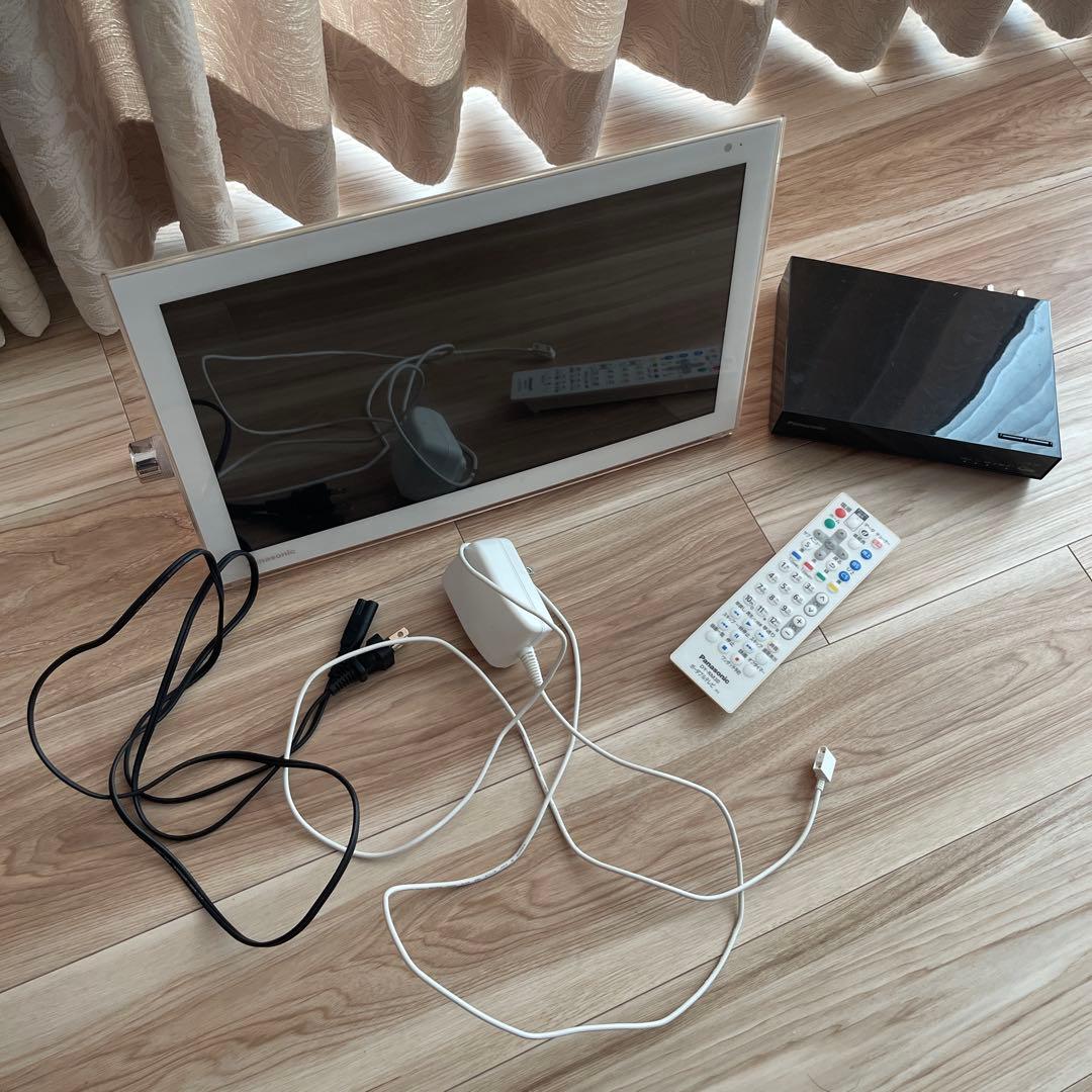 ポータブルテレビ パナソニック UN-T5S UN-15T5D 専用リモコン付