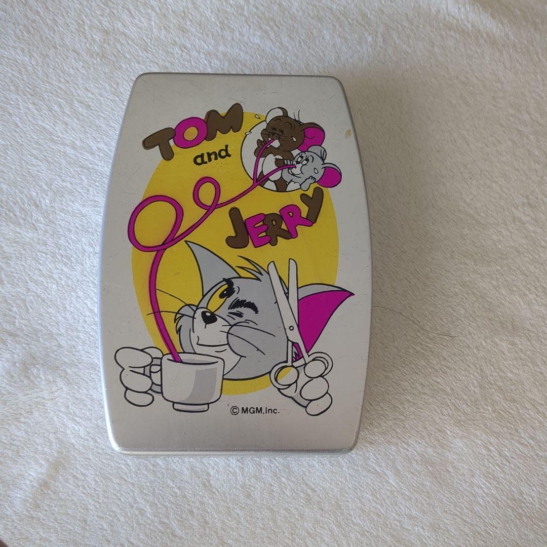 昭和時代レトロ トムとジェリー 弁当箱 - メルカリ