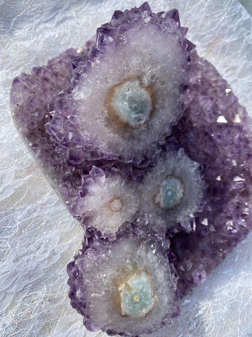 ⭐︎希少価値⭐︎虹も見える♪花満開のアメジスト⭐︎