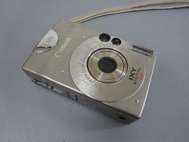 T*i様 デジカメ Canon IXY 2.1Mega Pic / ジャンク品 - メルカリ