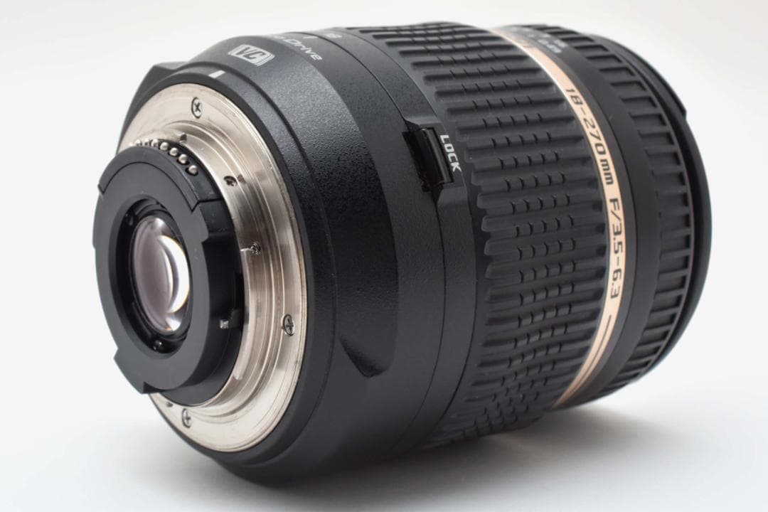 極美品 ｜ TAMRON 18-270mm F3.5-6.3 DiⅡ ｜M099