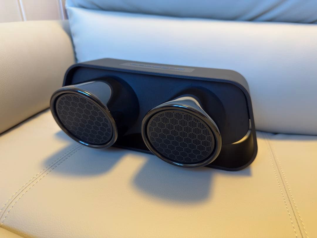 レア‼︎ Porsche GT3 ワイヤレススピーカー BNIB Porsche Design 911 GT3 Tailpipe Speaker Premium High-End