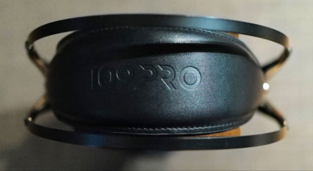 【中古　超美品 早者勝】MezeAudio 109PRO スタンド・リケ付