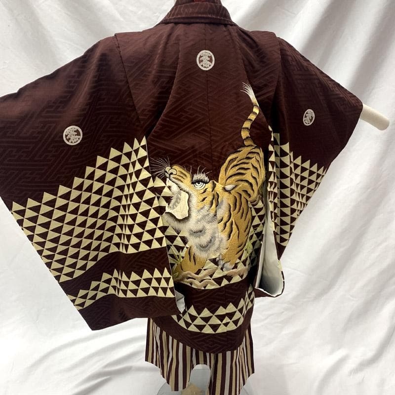 505ab14□七五三 五歳 男児 着物&羽織&袴&角帯 刺繍 虎□状態良好