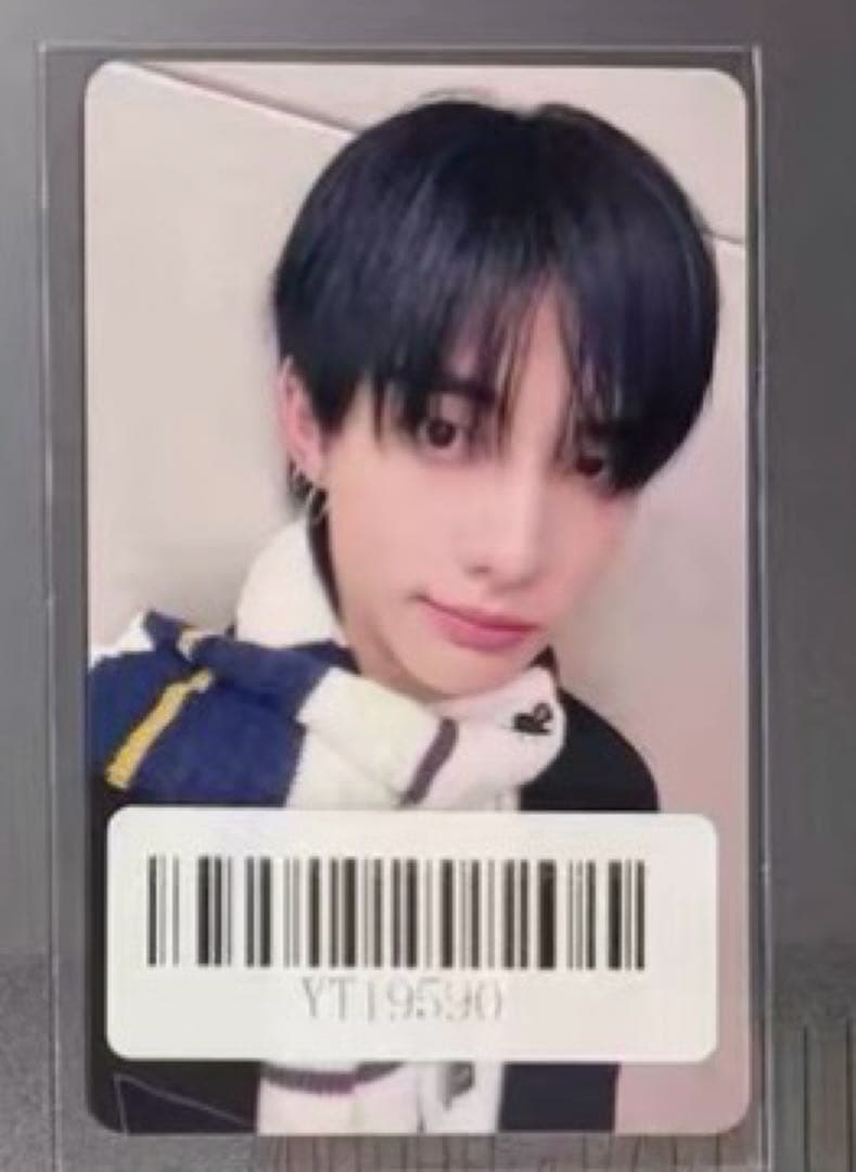 STRAYKIDS kms 1.0 中華 上海サイン会 限定トレカ ヒョンジン - メルカリ