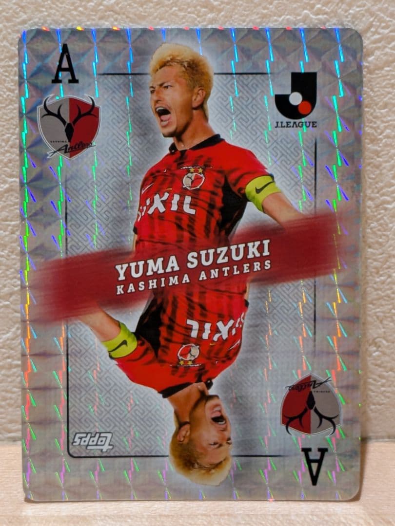 たっつん【鹿島アントラーズ】鈴木優磨　選手　topps 1/1 topps Jリーグ 鈴木優磨 鹿島アントラーズ - メルカリ
