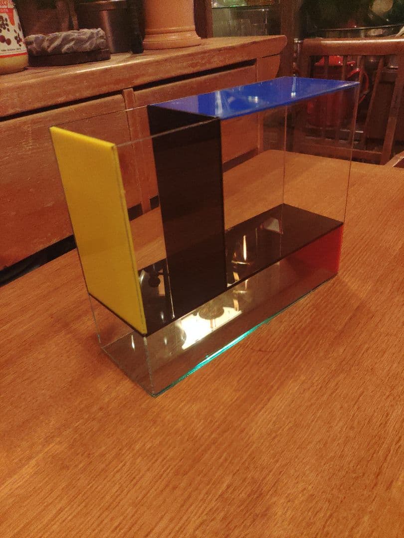 Mondri Vase モンドリアン スペースエイジ ポストモダン MOMA - メルカリ